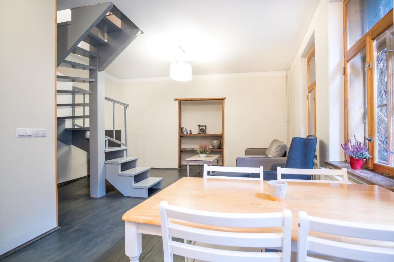 Dream Stay - Bright 2-Bedroom 2-Floor Old Town Apartment Tallinn Eksteriør billede