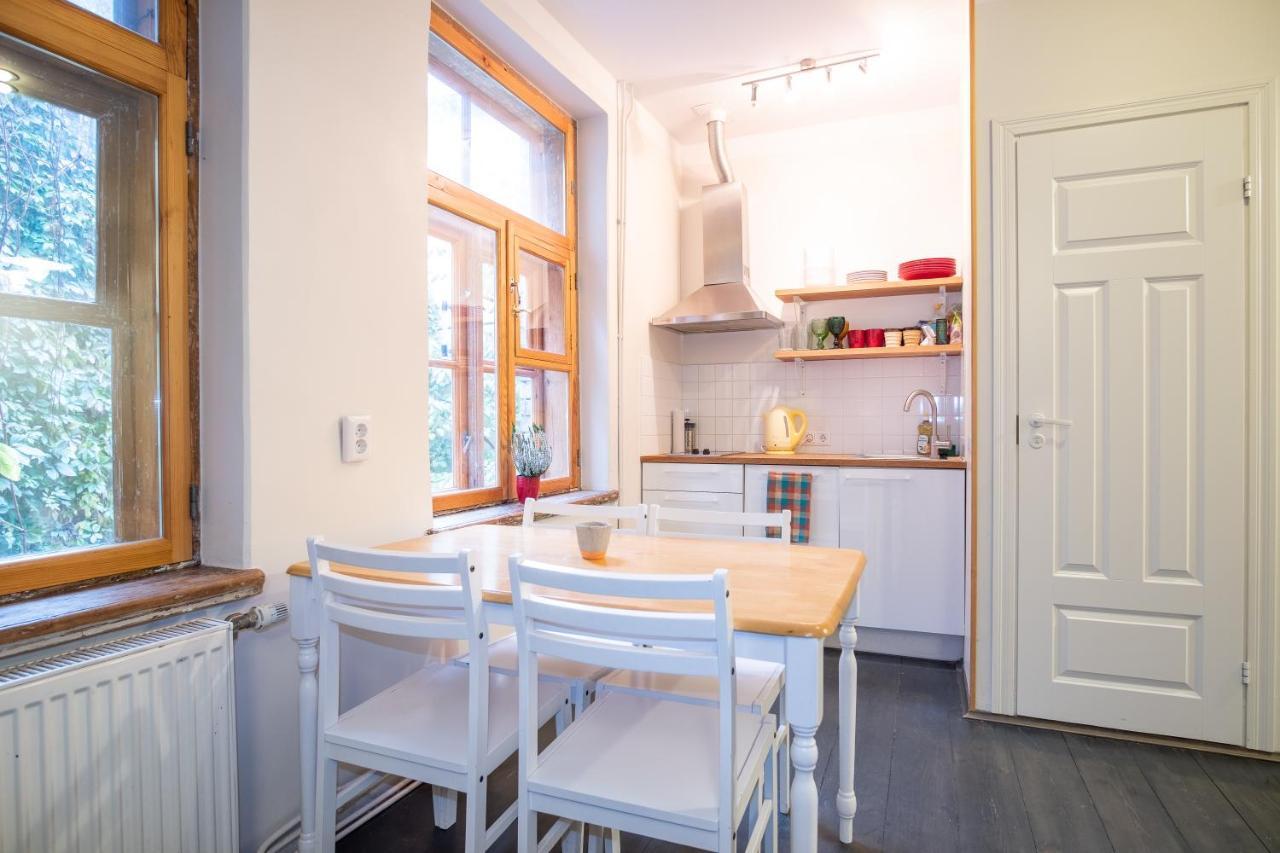 Dream Stay - Bright 2-Bedroom 2-Floor Old Town Apartment Tallinn Eksteriør billede