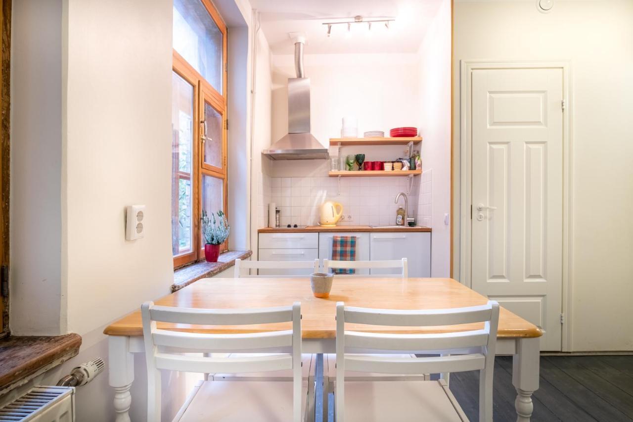 Dream Stay - Bright 2-Bedroom 2-Floor Old Town Apartment Tallinn Eksteriør billede